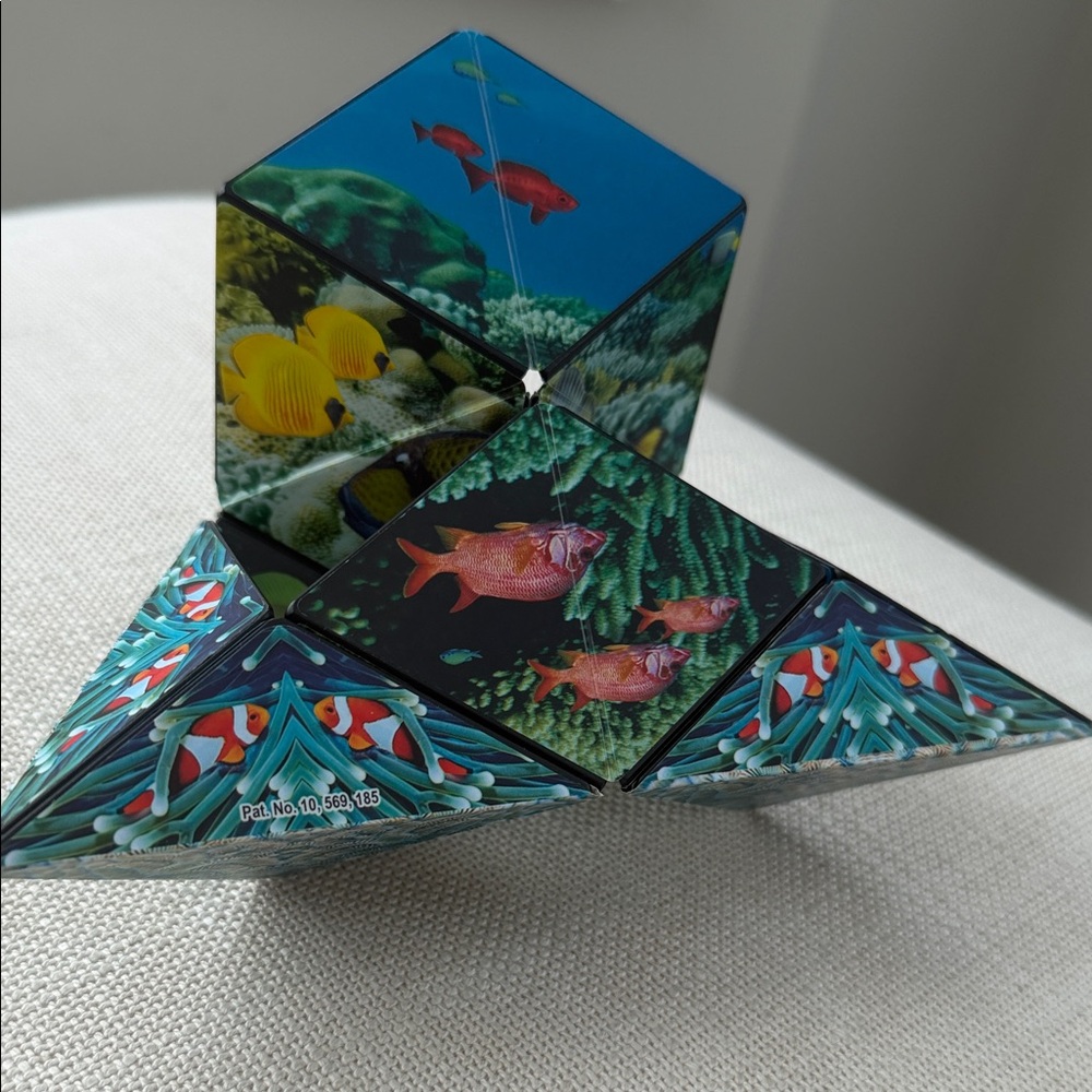 Sashibo Fish Puzzle Cube Toy